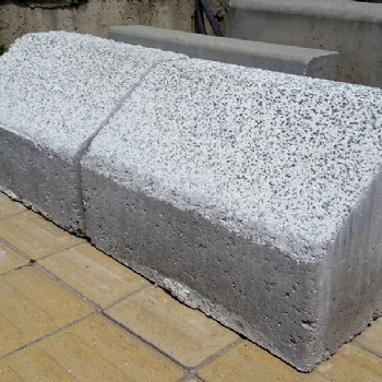 Refüj Bordürü